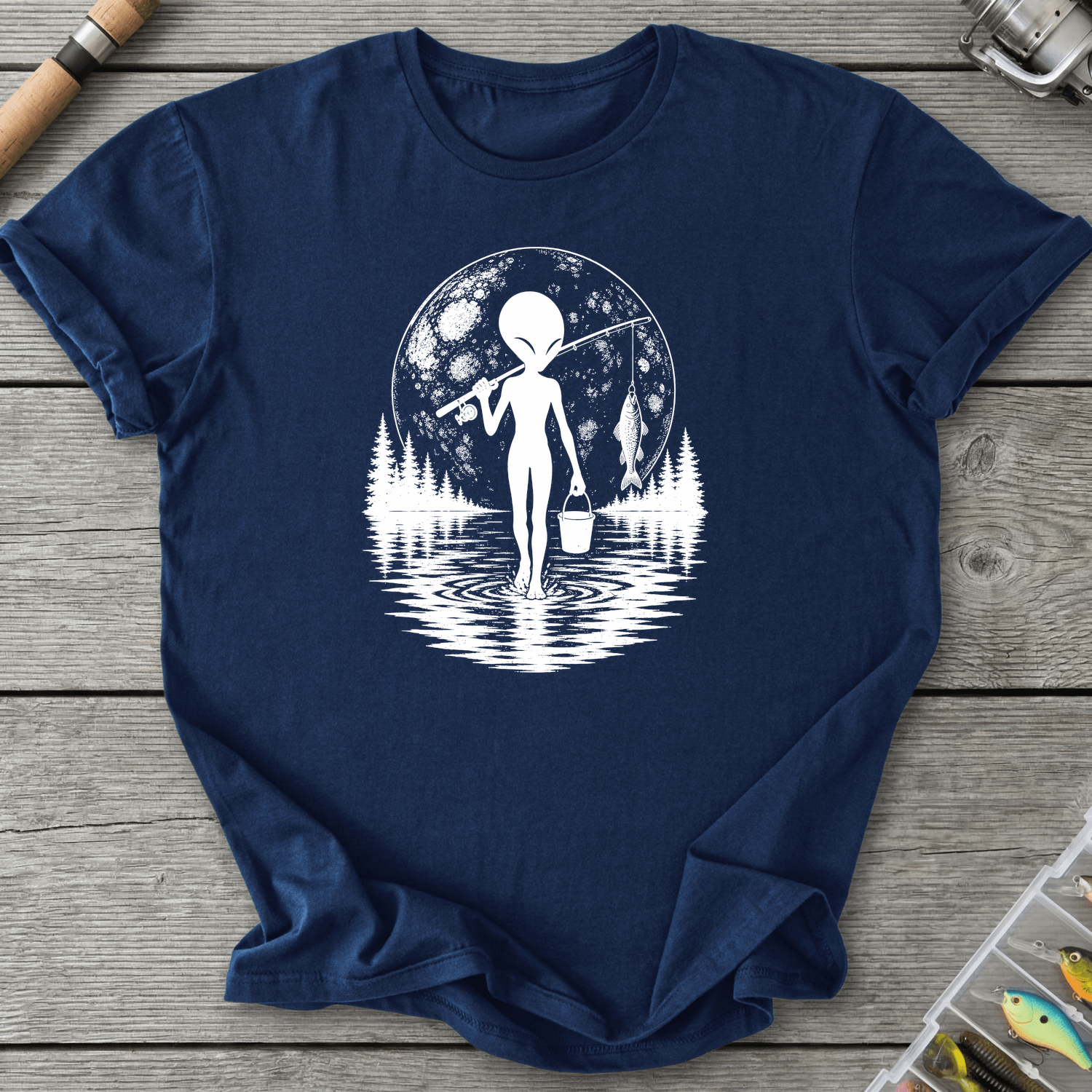 Alien Go Fishing T-Shirt in Navy | River Giants Club
