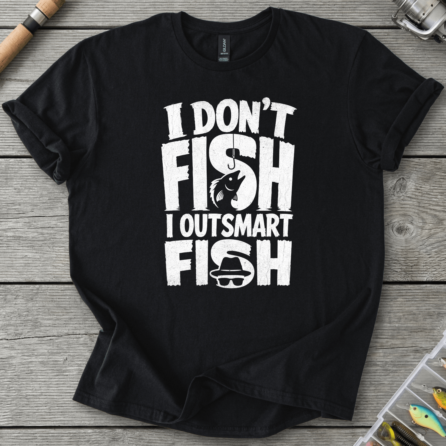 I Outsmart Fish T-Shirt in Black | River Giants Club