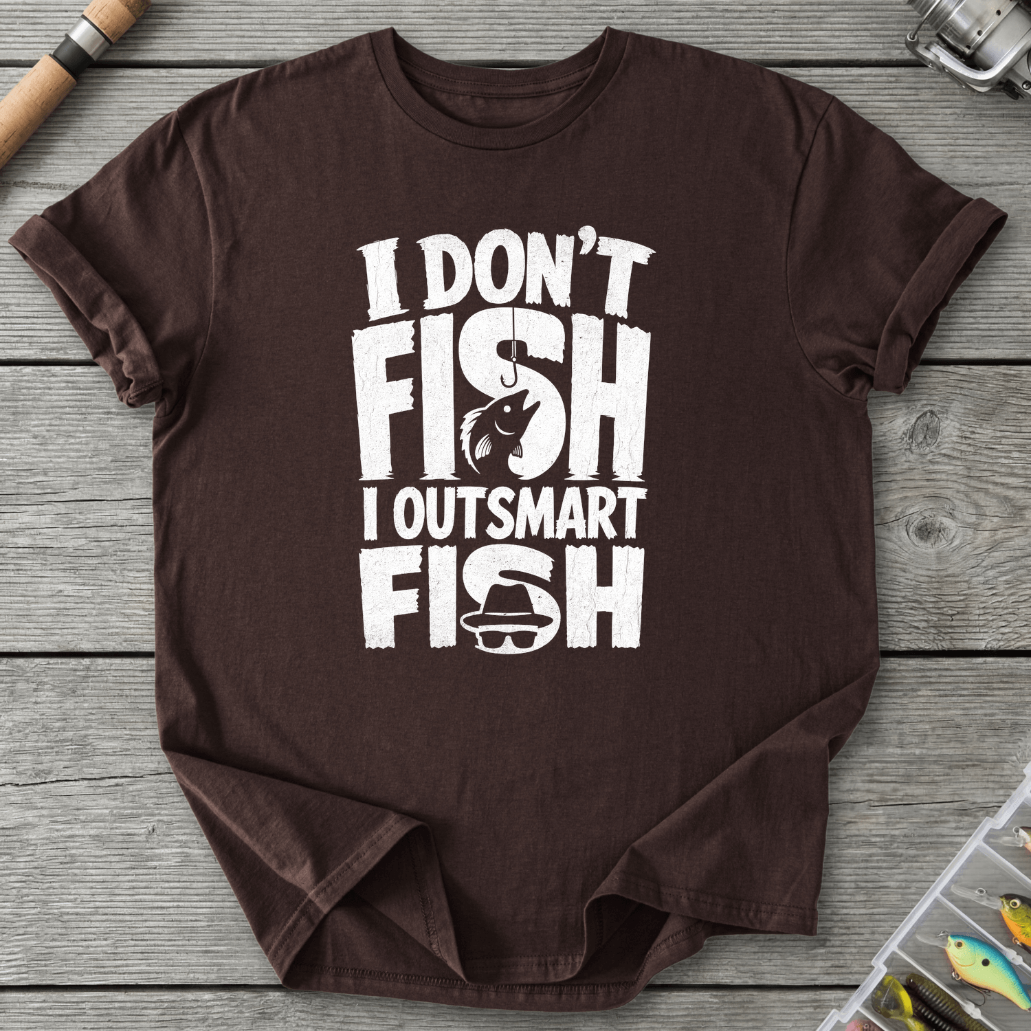 I Outsmart Fish T-Shirt in Dark Chocolate | River Giants Club