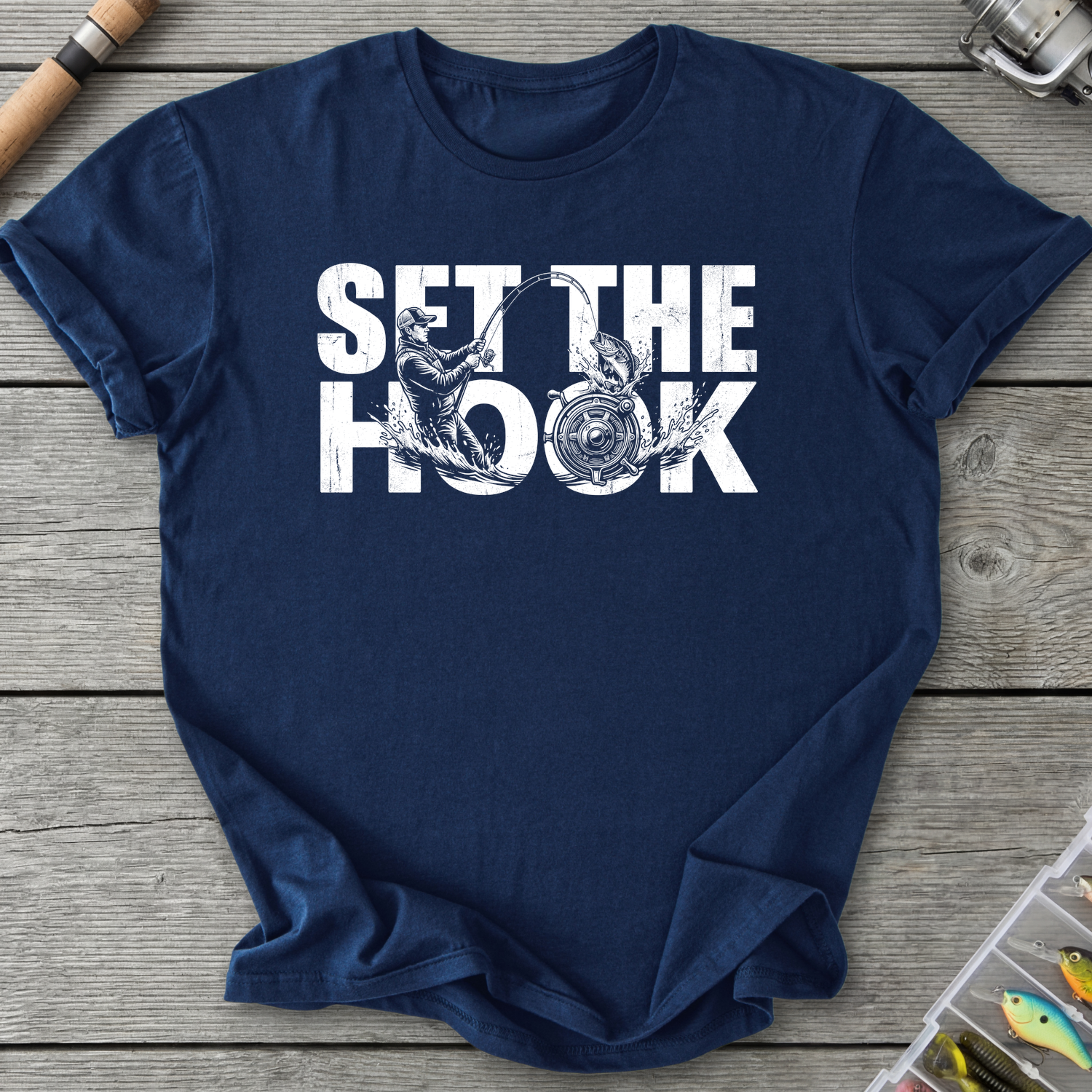 Set the Hook Fishing T-Shirt in Navy | River Giants Club