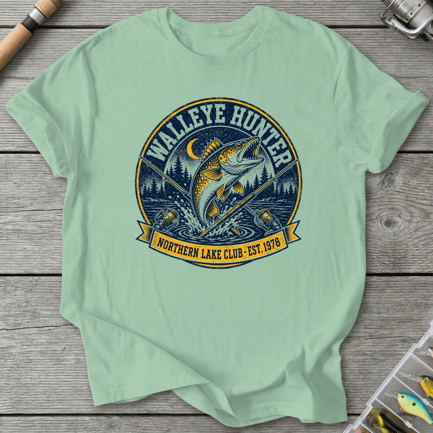 Walleye Hunter Club T-Shirt in Mint Green | River Giants Club