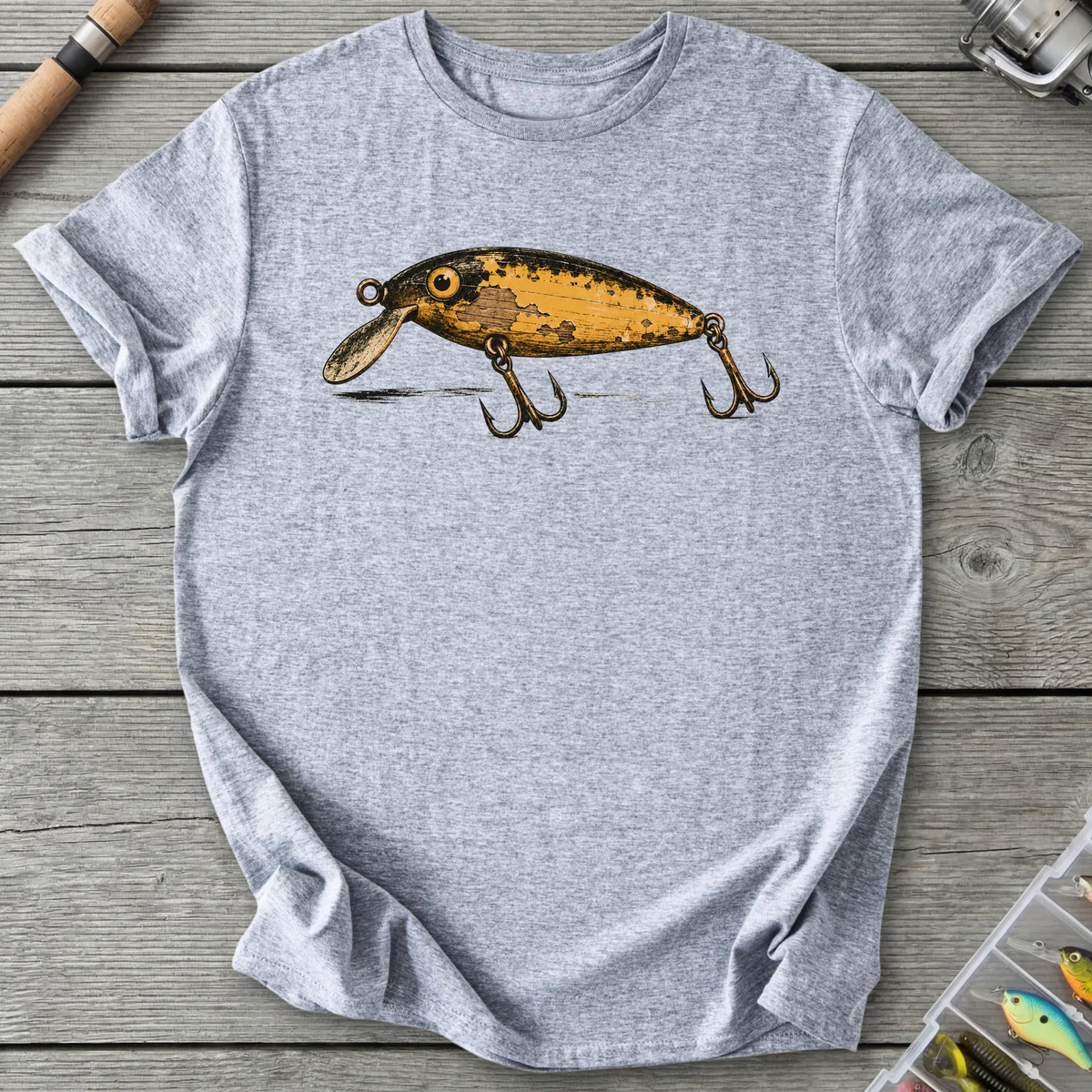 Weathered Crankbait T-Shirt in Sport Grey | River Giants Club
